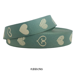 Ribbons  -  Hearts On Green 1 mtr